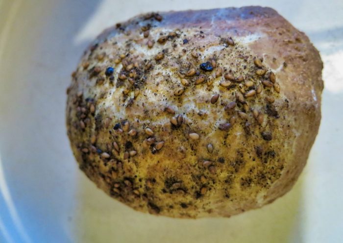 Mana'eesh bread roll